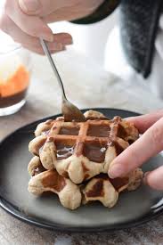 Gaufres De Liege A La Chataigne Et Morceaux De Marrons Glaces Gaufre De Liege Gaufres Alimentation