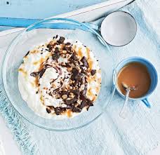 Karamell Milchreis Mit Schoko Erdnuss Topping Fur Thermomix Rezept Milchreis Lebensmittel Essen Essen Und Trinken De