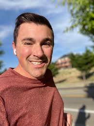 🙌 Take everyone opportunity to take care of yourself! 🏃 Beautiful morning  for a run. Hope you all enjoy the day!