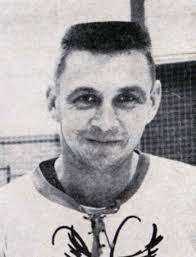 Player photos for the 1953-54 Hibbing Flyers at hockeydb.com