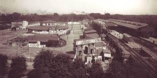 Berlin In Historischen Aufnahmen Als Am Zoo Noch Ein Vergnugungspark Mit Eisbahn Stand Vergnugungspark Zoologischer Garten Berlin