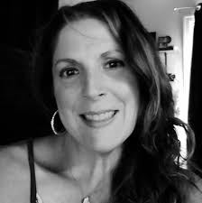 What was the name of the cookie store in Lakeview Square Mall in the 90s?