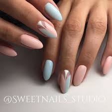 trendy lack mehrfarbige nagel nagel machen lassen nagellack trends manikure ideen