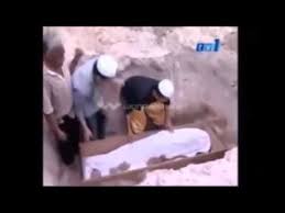Kabirde Yilan Kabir Azabi Malezyada Defin Sirasinda Yasanmis Olay Olay Sifa Duasi Dualar