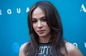 Who is Aurora Perrineau dating? Aurora Perrineau boyfriend, husband