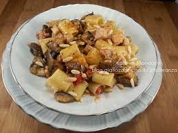 Maybe you would like to learn more about one of these? Pasta Con Tonno E Melanzane