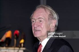 52 Johannes Rau Platz Stock Photos, High-Res Pictures, and Images