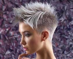 Tagli Di Capelli Corti Donna I Trend Del Momento Glamstyler