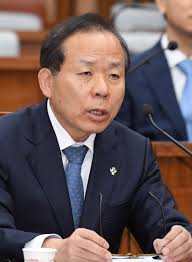 기숙사 방 미니멀리즘 패션 미니멀리즘 침실 해변 집 장식 방 꾸미기 아늑한 방. ì„œìš¸ì‹ ë¬¸ ì²­ë¬¸ ì •êµ­ ë¶„ìˆ˜ë ¹ ì—¬ì•¼ ê¹€ì´ìˆ˜ ê¹€ìƒì¡° ì²­ë¬¸ë³´ê³ ì„œ ì±„íƒ ë…¼ì˜