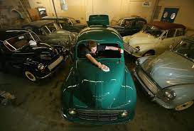 Is It Possible To Restore Your Classic Car S Leather Interior Classic Cars Restoration Classic