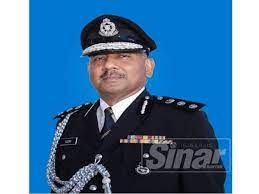 Rahim bin jaafar pengarah pengurusan polis diraja malaysia dari kami warga balai polis sungai petani,kedah. Balai Polis Gong Badak Sinar Harian