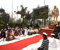 Mahatma   k n singh “ सबका  फादर  एक “  Death Anniversary: भाटि साहब विद्युत / यांत्रिक sdo अधिकारी  की पुण्यतिथि पर  राज्‍यपाल-मुख्‍यमंत्री ने अर्पित किए श्रद्धा सुमन - Mahatma   k n singh “ सबका  फादर  एक “  Death  Anniversary Jharkhand Governor Draupadi Murmu and CM Hemant Soren ...