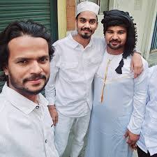 Faisal Raza's Instagram, Twitter & Facebook