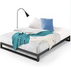 Zinus 5 year limited warranty applies to all platform beds and bed frames/foundations purchased as new from an authorized retailer. Amazon Com Zinus Trisha Metal Platforma Bed Frame Wood Slat Support No Box Spring Needed Easy Assembly Queen Furniture Decor