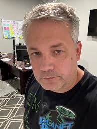 Back from Superior Grill Lafayette, and at Chris Logan Media + Podcast  Studio. Exciting 😂😂😂😂😂