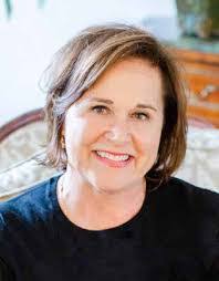 Sharon Dinges's Instagram, Twitter & Facebook