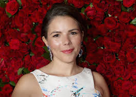 Lin-Manuel Miranda's Wife, Vanessa Nadal, Is Making Waves in the Beauty  Industry