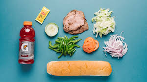 But this is negligible when your deli guy is stuffing your wrap with an extra 375 calories worth of tuna salad. Subway S Best Menu Picks By A Nutritionist Cnn