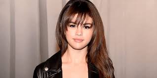 Princess cut) is a hairstyle consisting of long straight hair, blunt bangs, and sidelocks with blunt ends. Selena Gomez Just Debuted Her Shortest Haircut Yet Business Insider