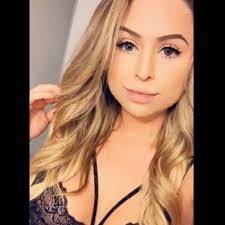 Amanda Bullard's Instagram, Twitter & Facebook