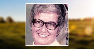 Josephine Huff's Instagram, Twitter & Facebook