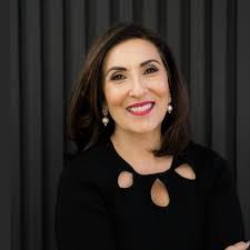 Polly Walden's Instagram, Twitter & Facebook