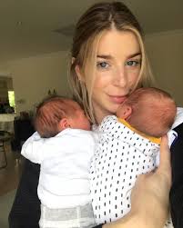 Jerri Jones's Instagram, Twitter & Facebook