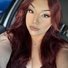 Kayla Letts's Instagram, Twitter & Facebook