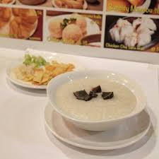Banyak resep gratis yang bisa di coba untuk membuat resep makanan ini adalan daftar resep bubur ayam adalah seperti di bawah ini Makan Keliling Yogyakarta On Instagram Akhir Nya Bubur Telor Pitan Sun City Yang Ada Di Solo Sekarang Sudah Ada Di Food Court N Food Regional Food Desserts