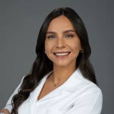 Natalia Cintron's Instagram, Twitter & Facebook