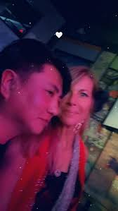 Packed house at chicago club show last night