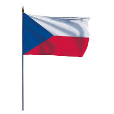 C'est dans le parc national de krkonoše que se trouvent les plus hautes montagnes à visiter en république tchèque. Drapeau Republique Tcheque Hampe En Bois Doublet
