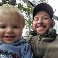 What starter bike with kick start and e-start is suitable for a beginner?