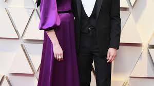 Knives out, rian johnson marriage story, noah baumbach 1917. Premiile Oscar 2019 Green Book Premiu Pentru Cel Mai Bun Film Lista CaÈtigÄtorilor Stirileprotv Ro