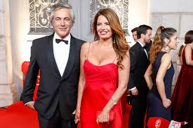 48 year old tv show host #47. Barbara Guimaraes Apaixonada Na Primeira Fila Dos Globos De Ouro Movenoticias
