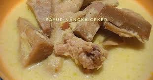 250 gram ceker ayam, bersihkan, kupas kulit, potong kukunya, rebus sebentar. 8 Resep Sayur Nangka Ceker Enak Dan Sederhana Ala Rumahan Cookpad
