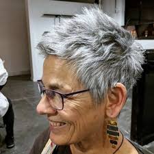 Over 60 women with glasses of thick and round frames fit for this short hair look. 15 Flattering Short Hairstyles For Women Over 60 With Glasses