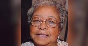 Rosalee Green's Instagram, Twitter & Facebook