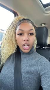 I Look Fat in Turtle Neck