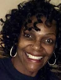 Estella Austin's Instagram, Twitter & Facebook