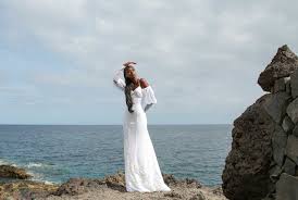 Bienvenue dans nos magasins églantine mariages & cérémonies ! Magasin Mariage Paris 75008 Love Is Like A Rose 75008