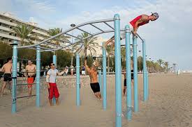 Bóng đá, quần vợt, bóng chuyền, tennis, các cuộc thi và giải đấu hấp dẫn nhất thế giới. Street Workout Thá»ƒ Thao Ä'Æ°á»ng Phá»' Khoicalist