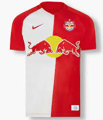 28.07.2021 • fc red bull salzburg one player cost 127 million euro and another cost just 16 euro. New Red Bull Salzburg Kit 2020 21 Rbs Switch From Stripes To Half Half Design For Home Shirt Football Kit News