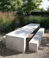 Beton Im Garten Beton Garten Tradgardsdesign In 2020 Betontisch Garten Hintergarten Garten Beton