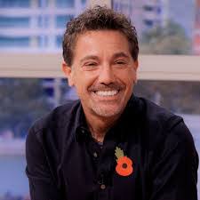 Shawn Nails's Instagram, Twitter & Facebook