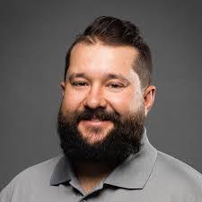 Robert Olivares's Instagram, Twitter & Facebook