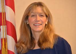 Laguna Beach City Treasurer Earns Special Designation