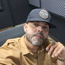 Israel Marcano's Instagram, Twitter & Facebook