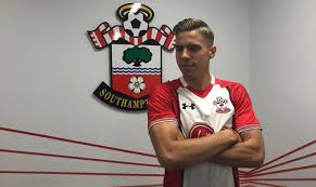 Southampton's keeper alex mccarthy accidentally knocks out teammate jan bednarek, who (luckily) had to be substituted against. Wallpaper Jan Bednarek Southampton Fc Footballers Polish 1344x800 Loziospino 1713309 Hd Wallpapers Wallhere