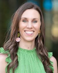 Andrea Stover's Instagram, Twitter & Facebook